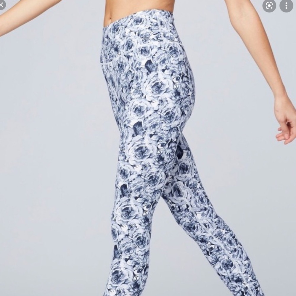 Varley Duncan Navy Rose Leggings Size XXS